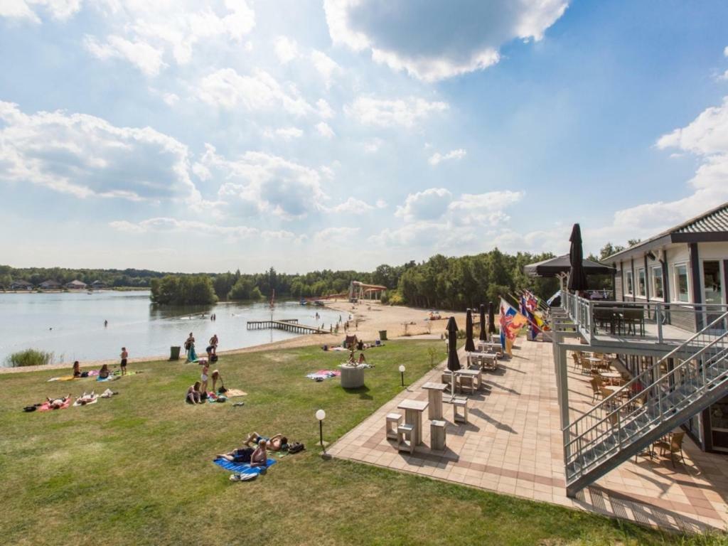 Отель Landal De Vlegge Sibculo Экстерьер фото